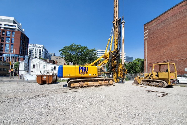 Hydraulic Drill Rigs